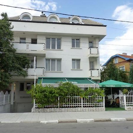 Niko Hotel Szamokov Kültér fotó