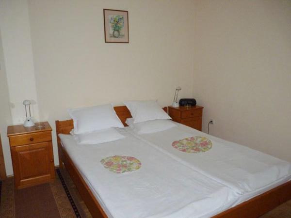 Niko Hotel Szamokov Szoba fotó